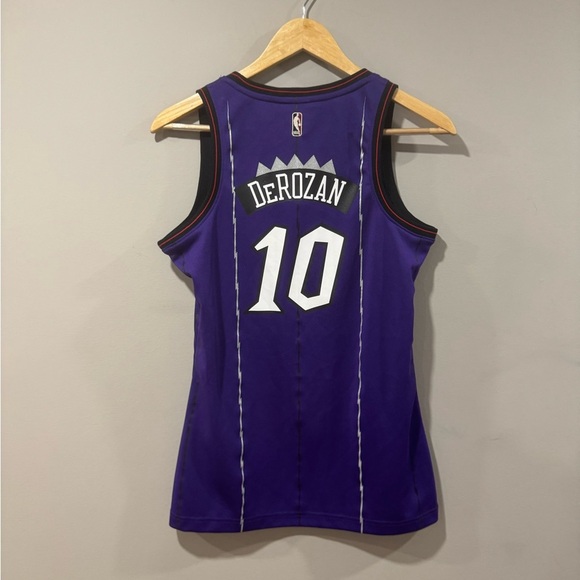 DeMar DeRozan Toronto Raptors NBA Basketball Jersey -  Women’s - Picture 2 of 8
